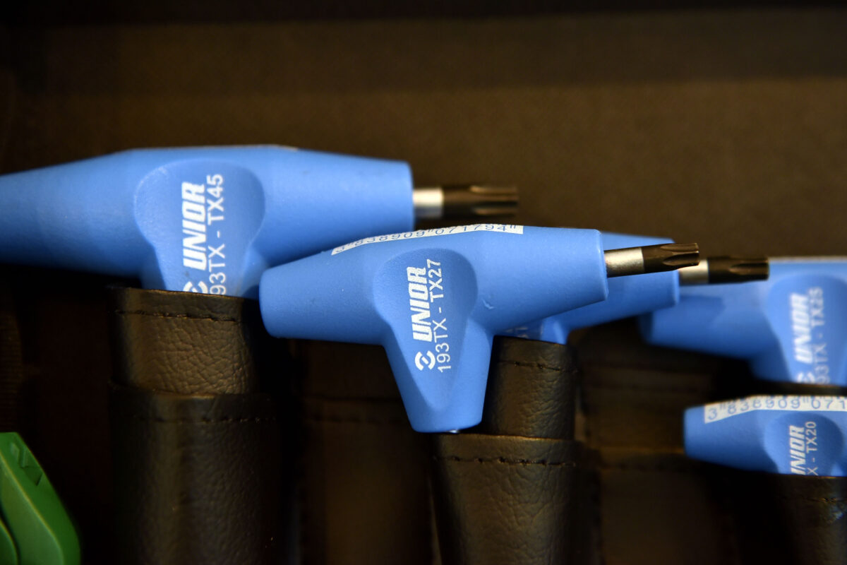 Družba Unior po globoki izgubi lani spet z dobičkom