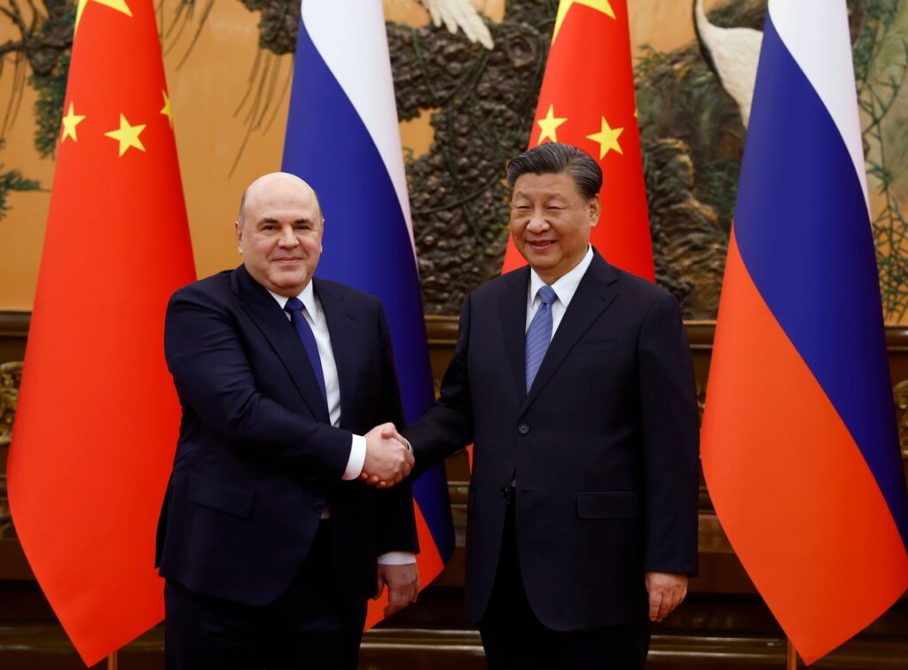 Srečanje ruskega predsednika vlade Mihaila Mišustina in kitajskega predsednika Xi Jinpinga v Pekingu