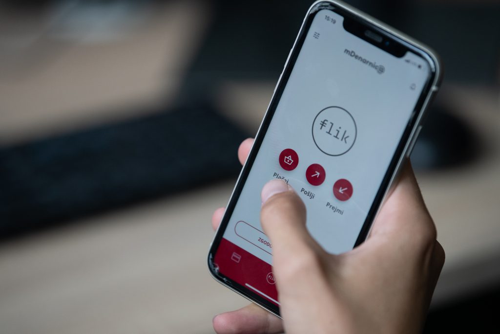 Plačilna aplikacija Flik