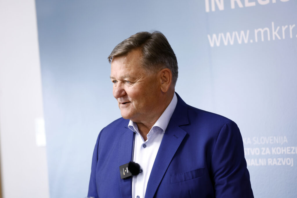 Minister za kohezijo in regionalni razvoj Aleksander Jevšek