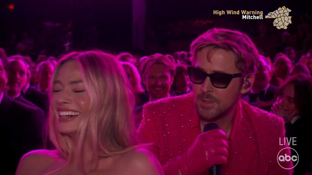 Igralca Margot Robbie in Ryan Gosling