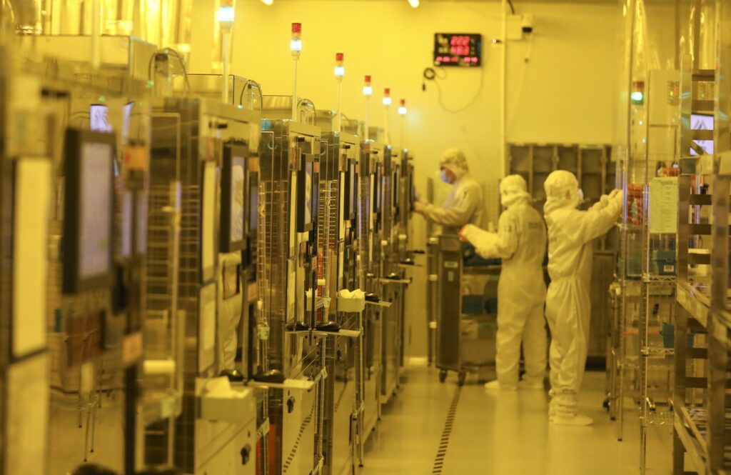Delavci v proizvodnji čipov na Kitajskem