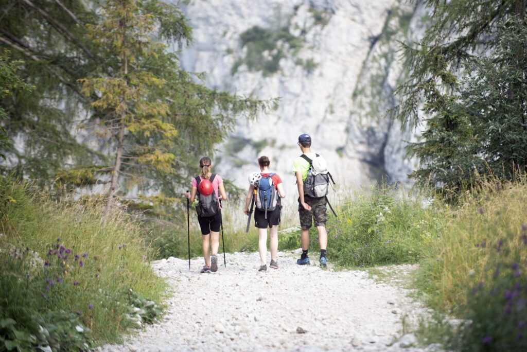 Turisti v hribih. Slovenija, Ljubelj