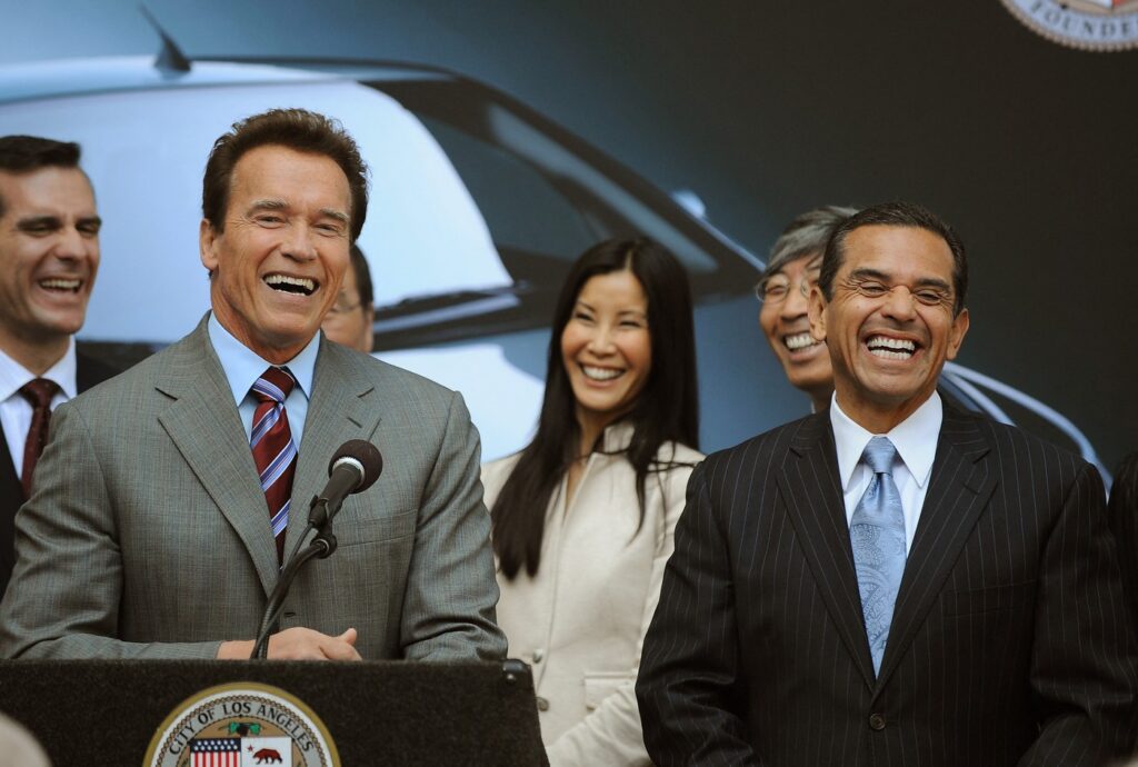 Guverner Kalifornije Arnold Schwarzenegger in župan Los Angelesa Antonio Villagraigosa, 2010