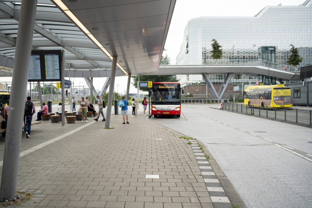 Utrecht, Nizozemska, javni prevoz, avtobus, avtobusna postaja