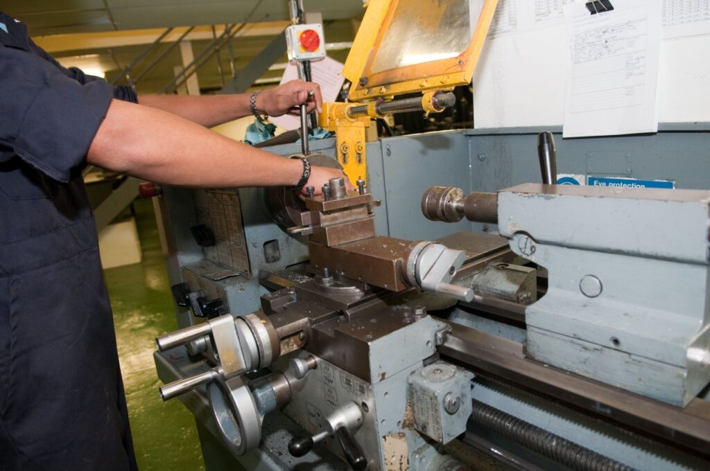 proizvodnja, delavec, inženir, stroj