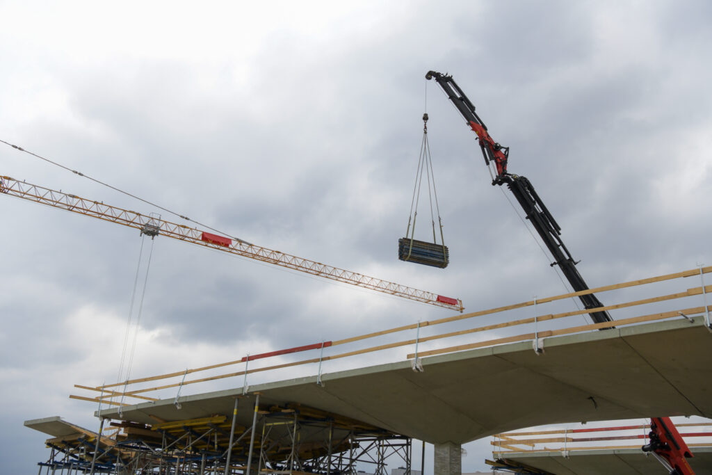 Glavna železniška postaja gradnja