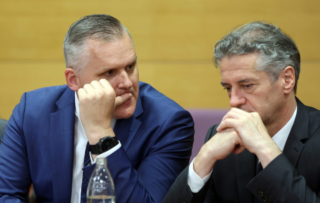 Bojan Kumer, Robert Golob