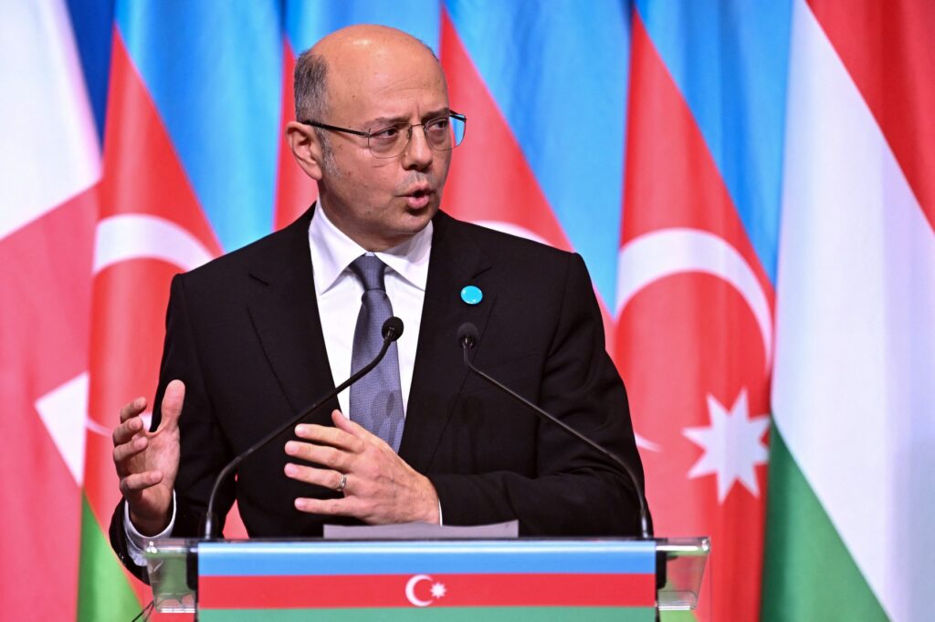 Azerbajdžanski minister za energijo Parviz Šahbazov