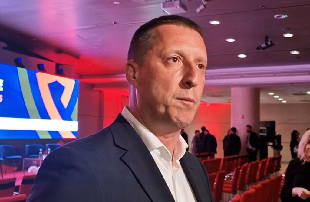 Matej Špragar, Dovos