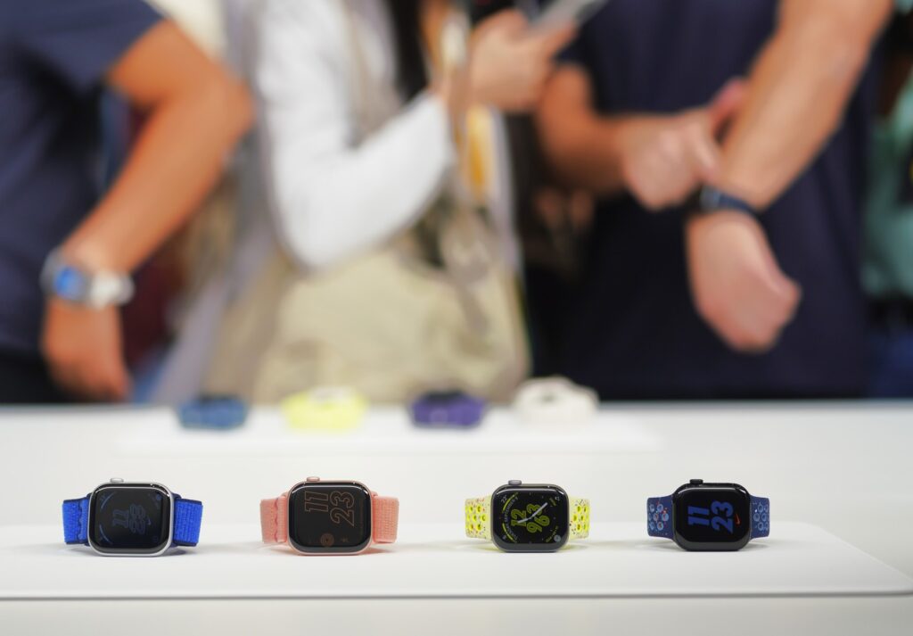 Nove ure Apple Watch