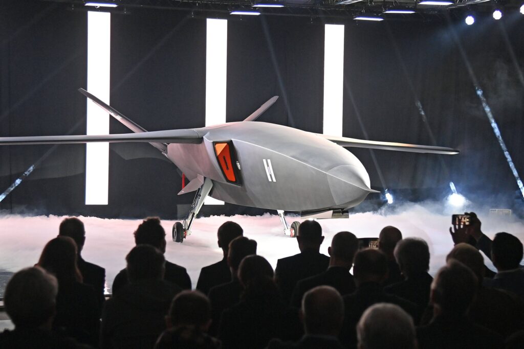 Vojaški dron CA-1 Europa