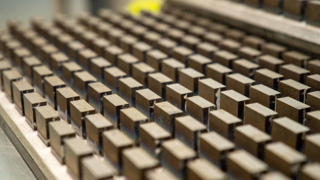 Tovarna magnetov iz redkih zemelj v estonski Narvi