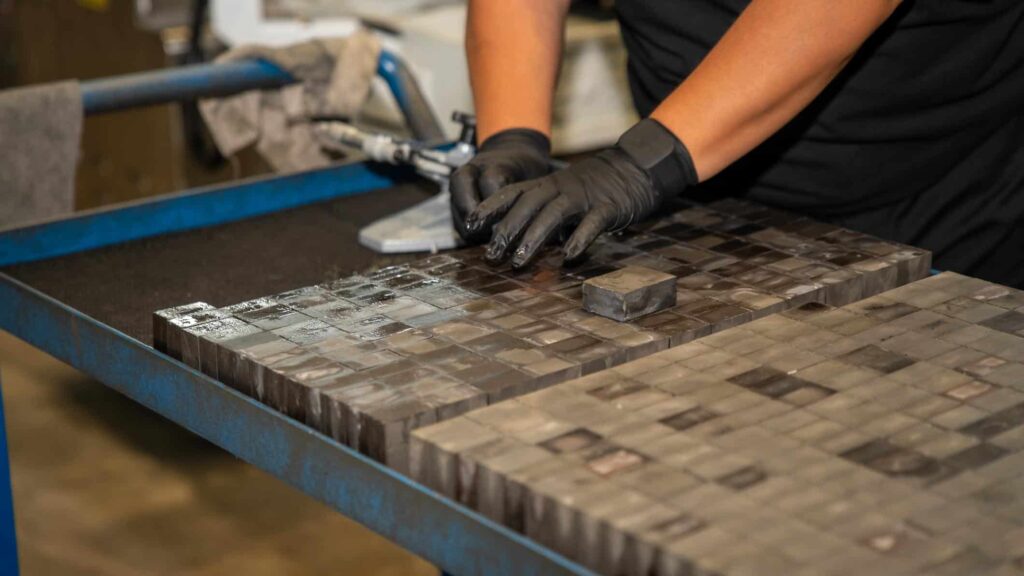 Tovarna magnetov iz redkih zemelj v estonski Narvi