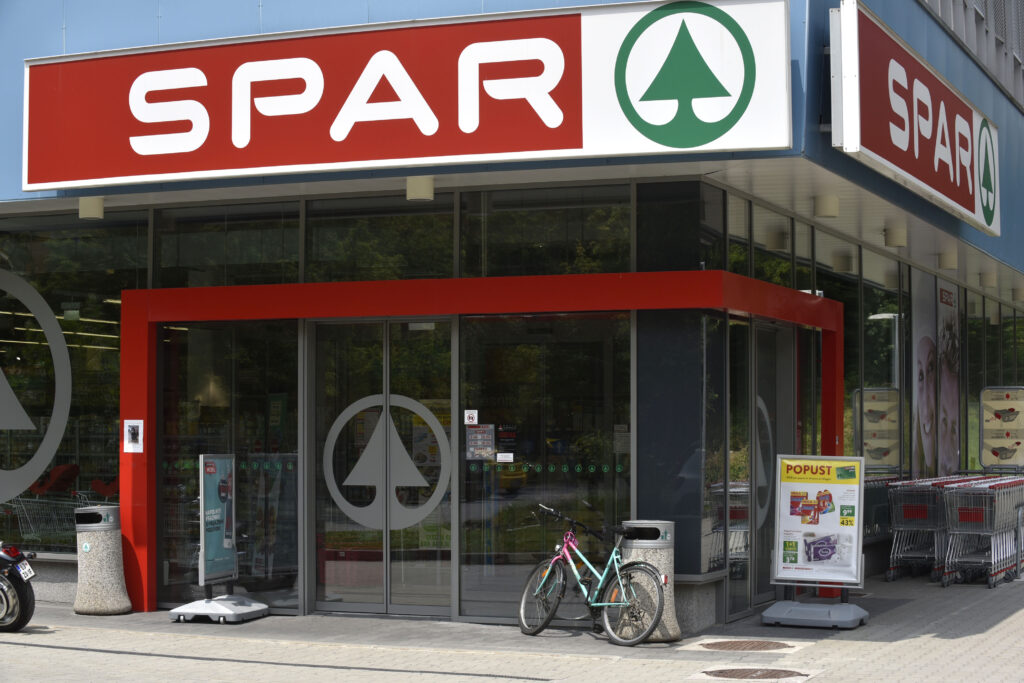 Spar, trgovina