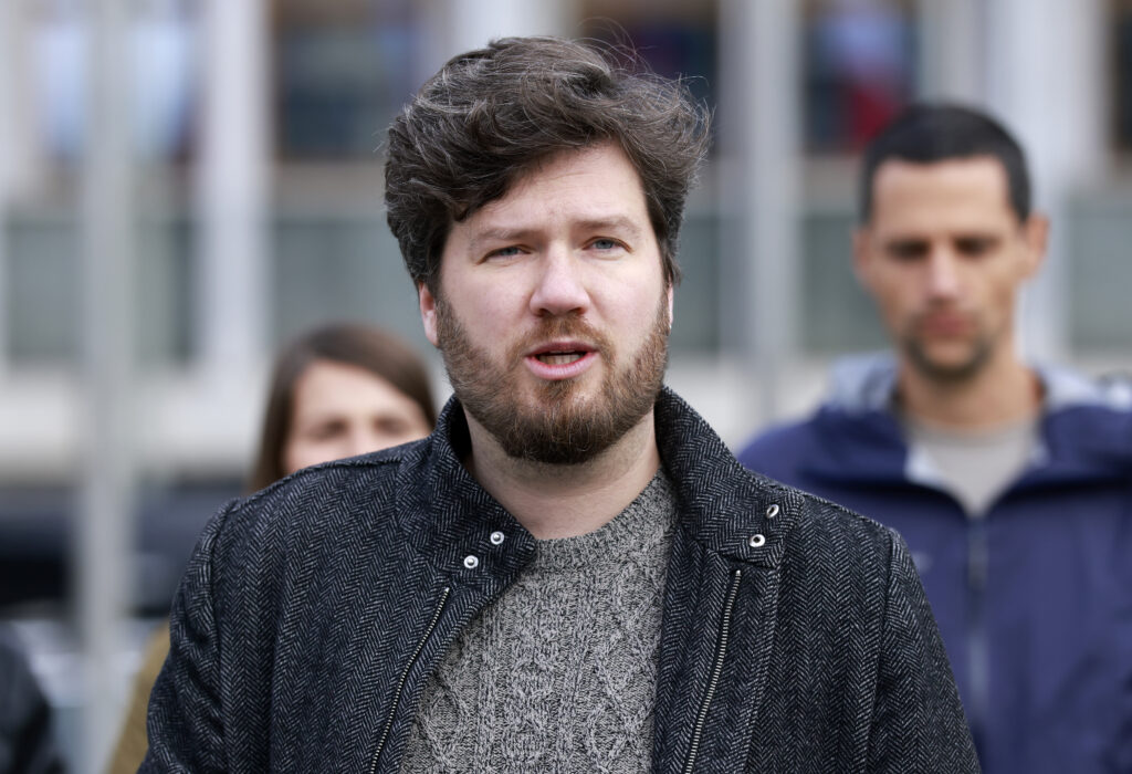 Pravni center za varstvo človekovih pravic in okolja (PIC), Aljoša Petek