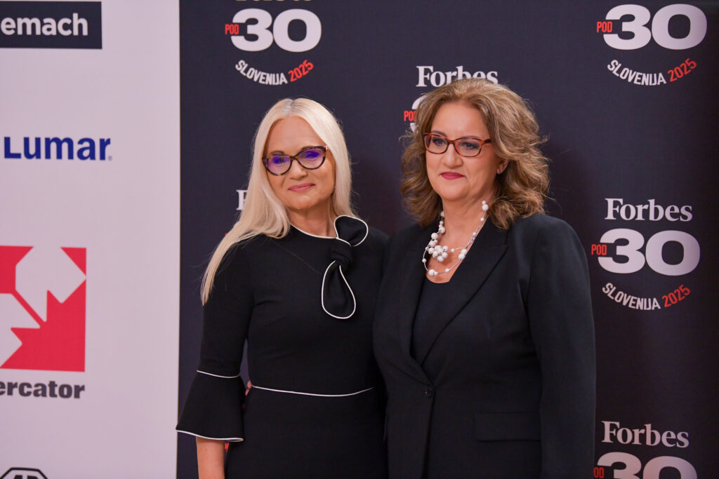 Odgovorna urednica N1 Katja Šeruga in urednica Forbes Slovenija Bojana Humar na 30 pod 30