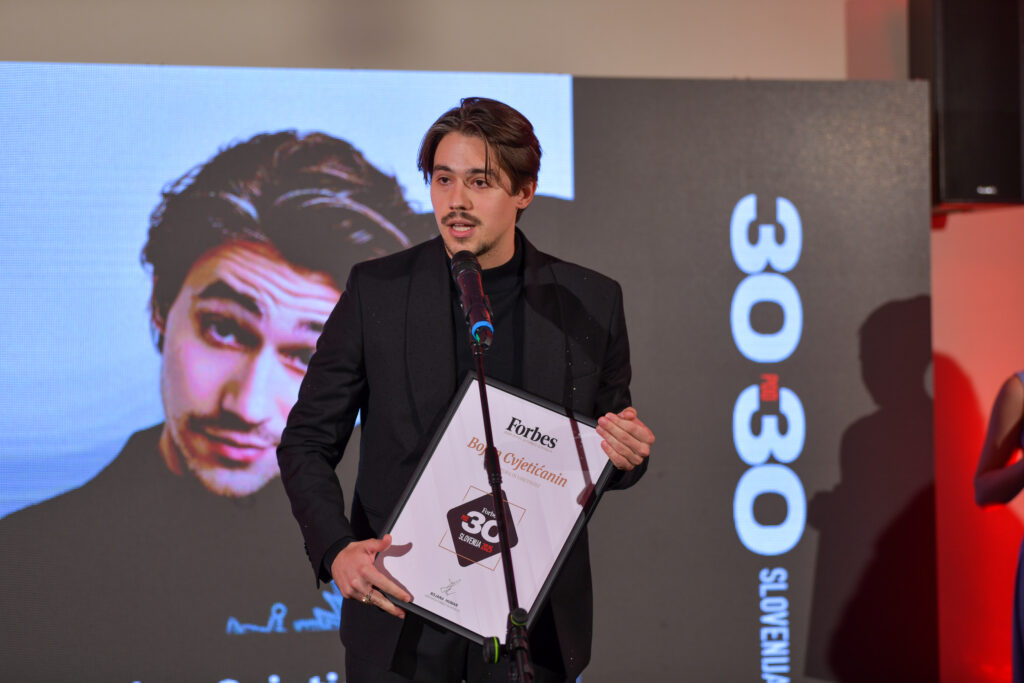 Bojan Cvjetićanin, pevec in tekstopisec Joker Out, na 30 pod 30