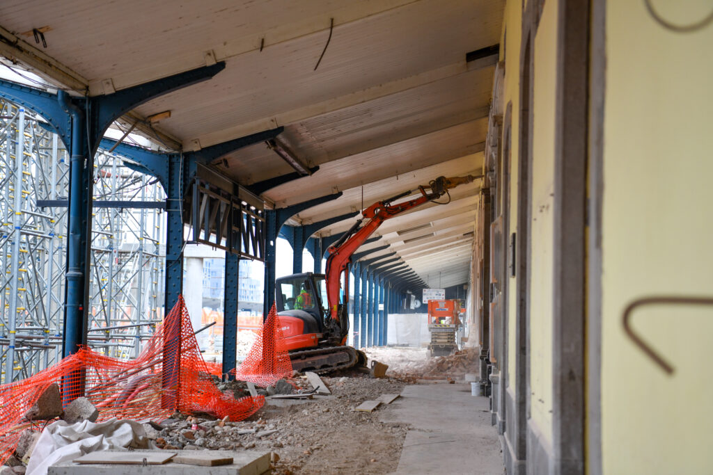 Železniška postaja gradbišče