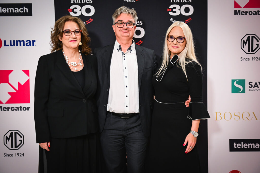 Urednica Forbes Slovenija Bojana Humar, odgovorni urednik Podjetne Slovenije Goran Novkovič in odgovorna urednica N1 Slovenija Katja Šeruga