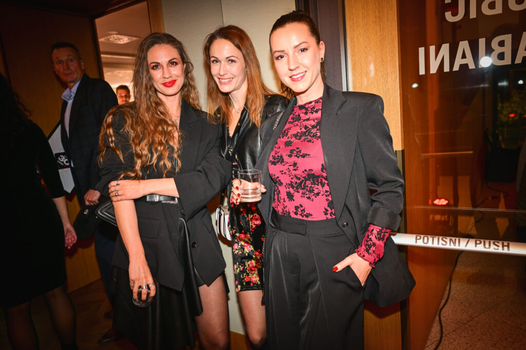 Televizijska voditeljica Tara Zupančič, novinarka N1 Slovenija Alenka Grmek