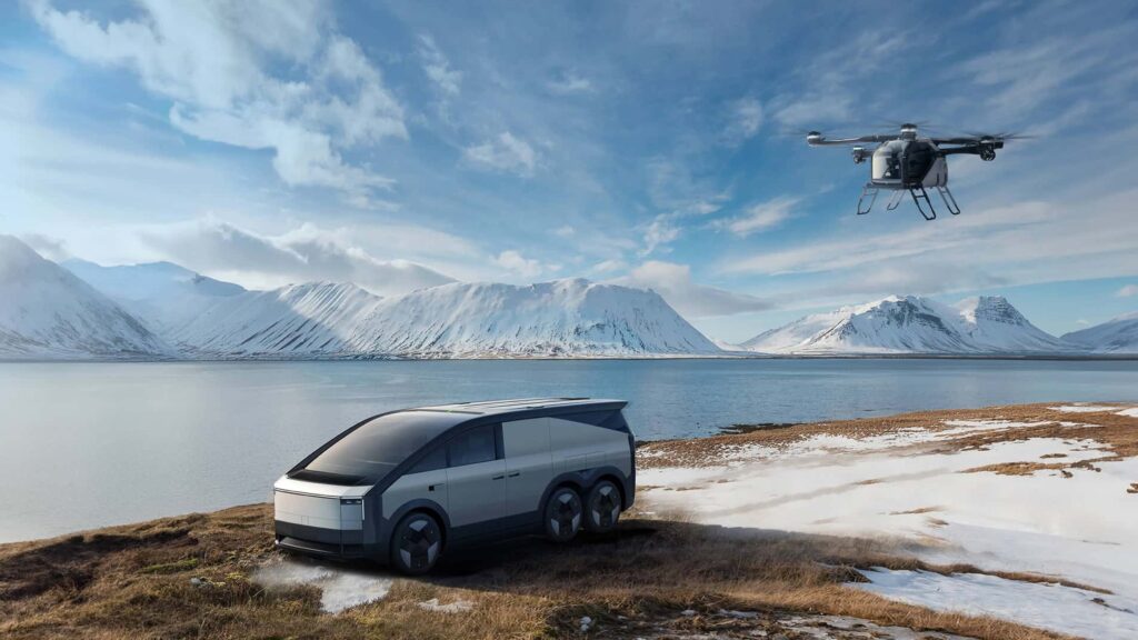 Leteči avtomobil in "kopenska letalonosilka" proizvajalca Aridge