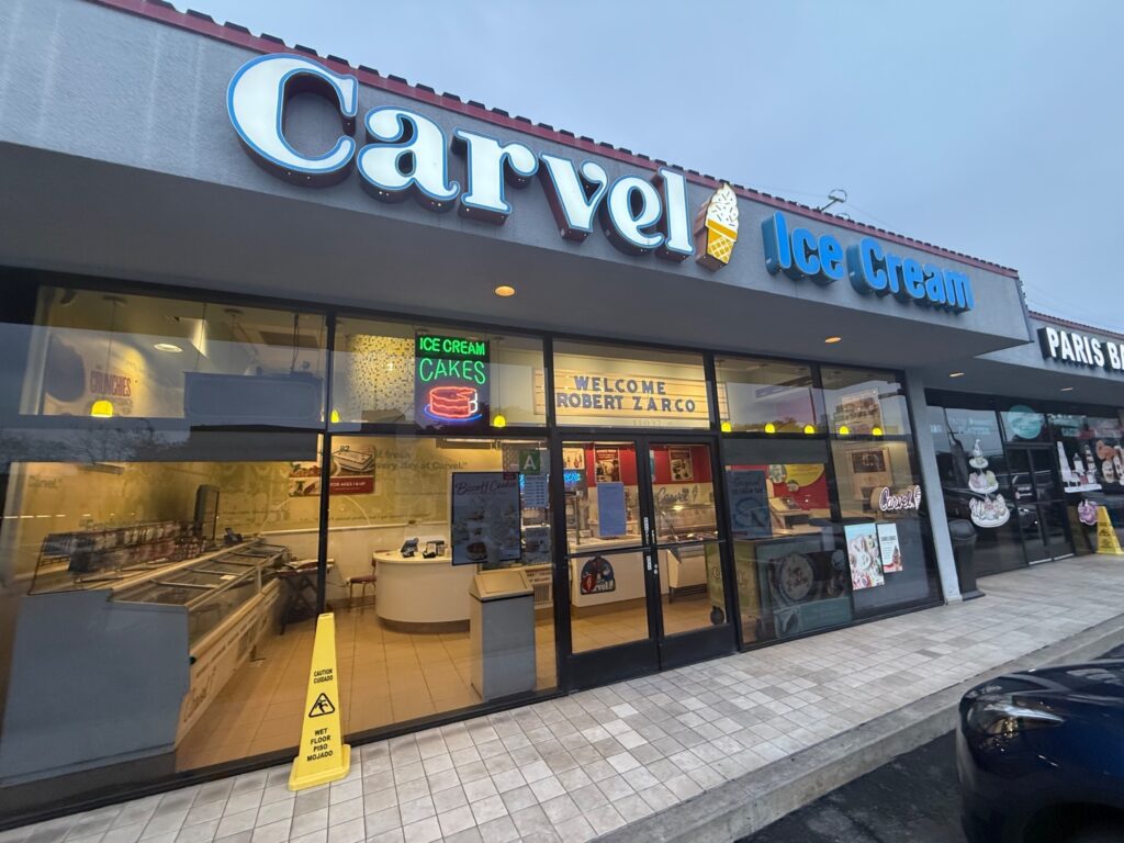 Trgovina s sladoledi Carvel