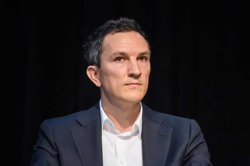 Anže Burger, ekonomist, FDV