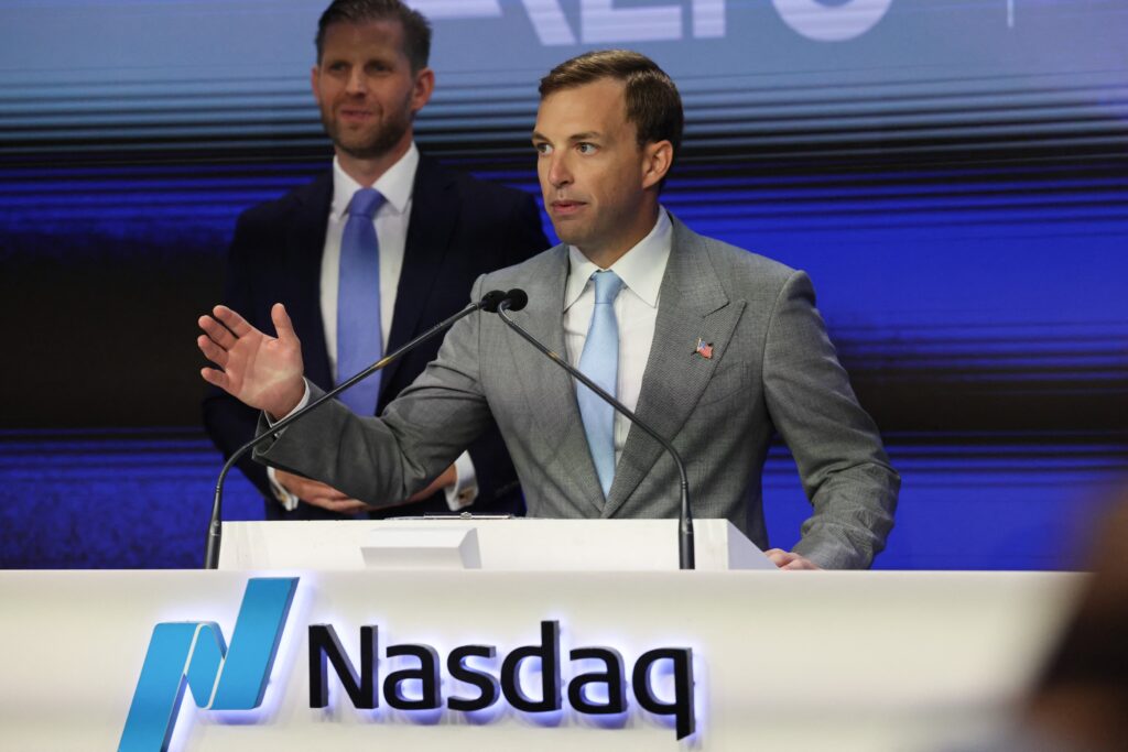 Zach Witkoff, direktor SC Financials in sin ameri&scaron;kega posebnega odposlanca Steva Witkoffa