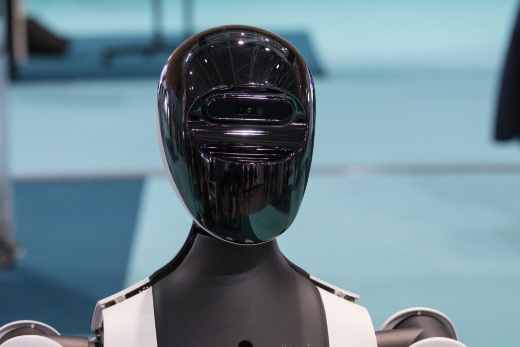 x-Humanoid, humanoidni robot