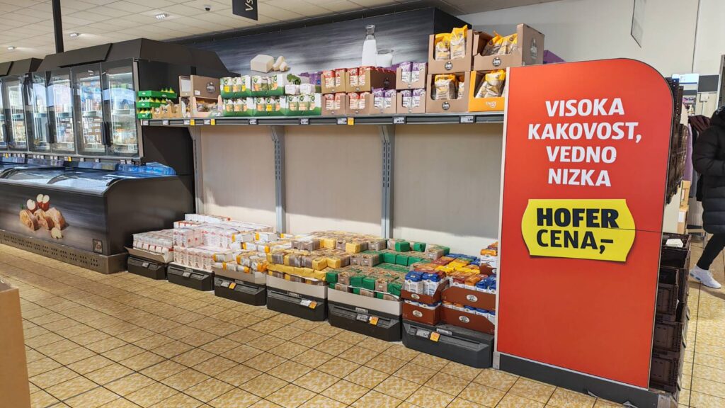 hofer, trgovina, police