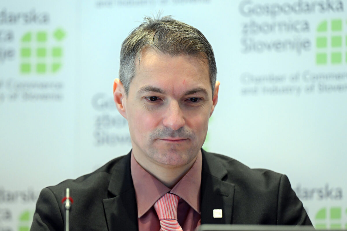 Glavni ekonomist GZS: Najbolj bo na udaru dobava dizelskega goriva