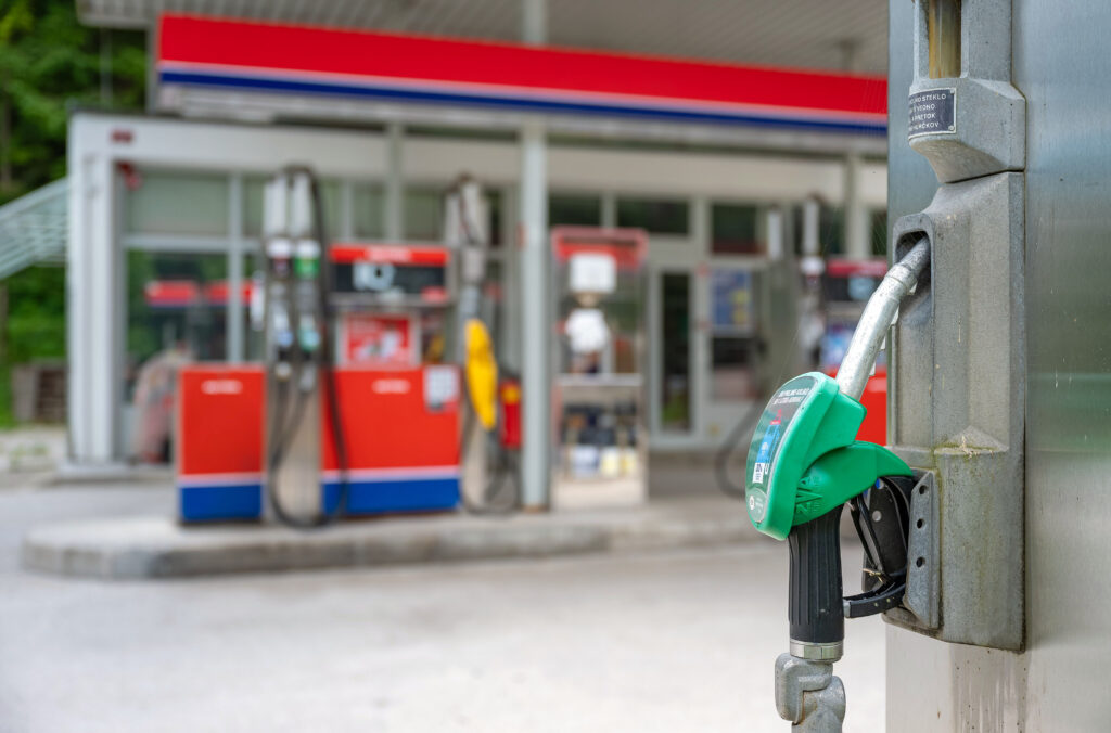 bencinska črpalka, servis, gorivo, Petrol