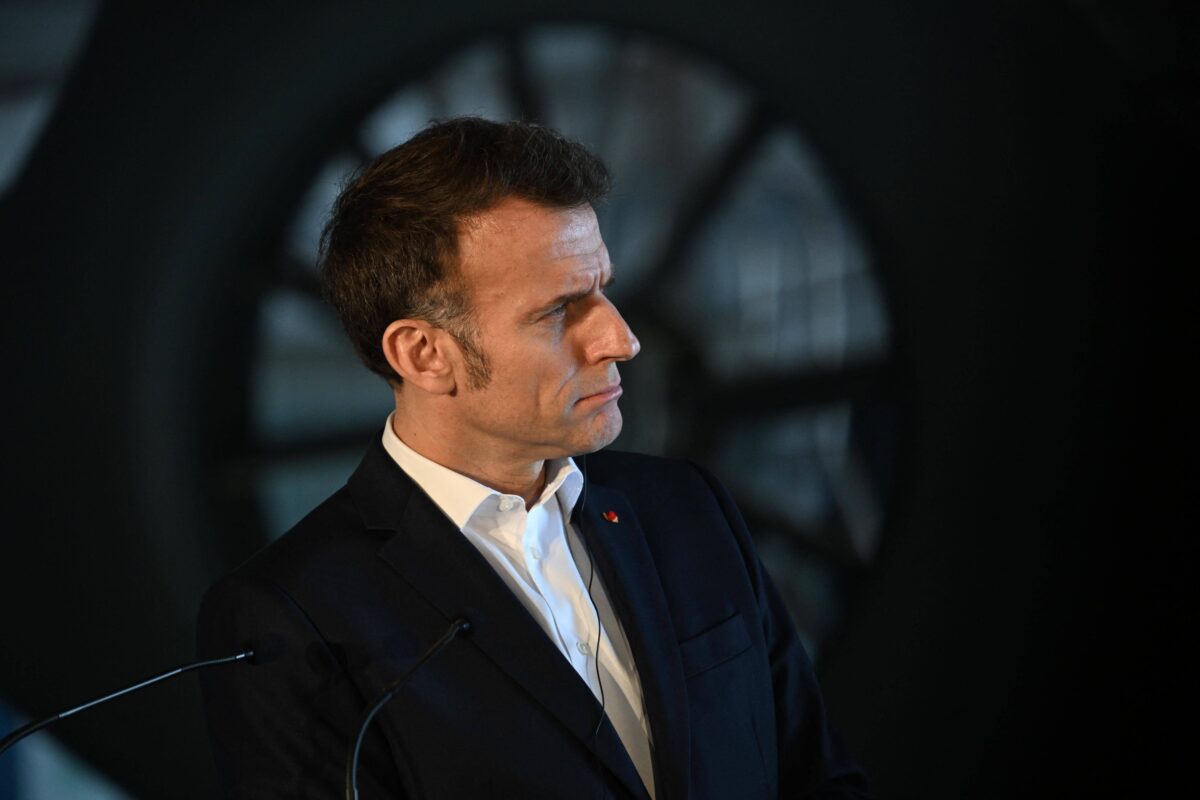 Macron: V pripravi misija za ponovno odprtje Hormuške ožine