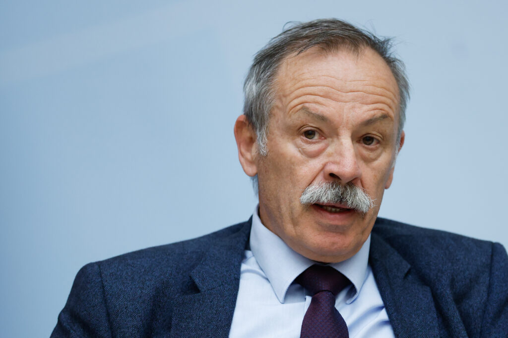 Profesor na Ekonomski fakulteti Univerze v Ljubljani Mojmir Mrak