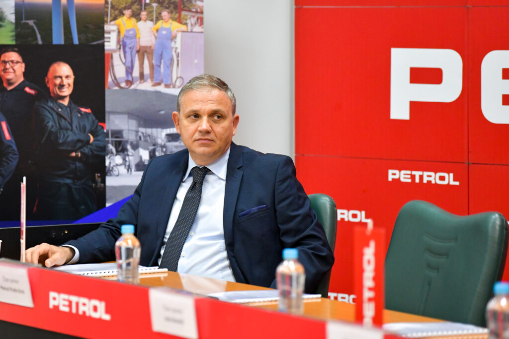 Zoran Gračner, Petrol