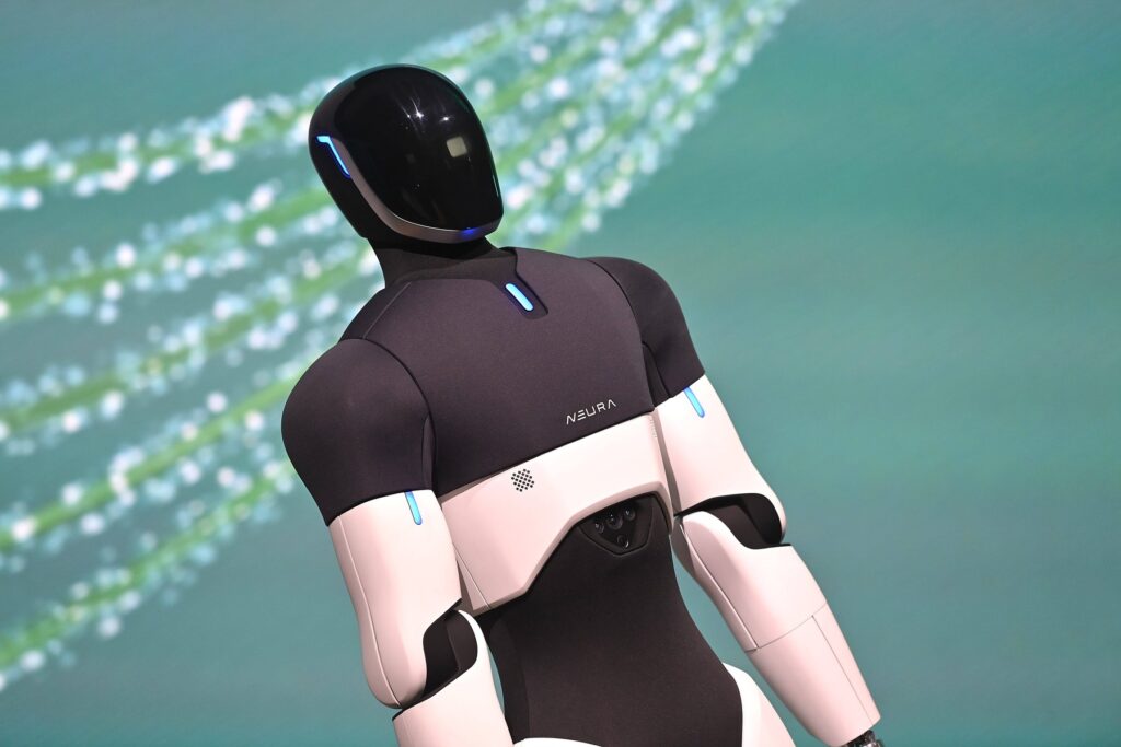 Humanoidni robot 4NE1 podjetja Neura Robotics