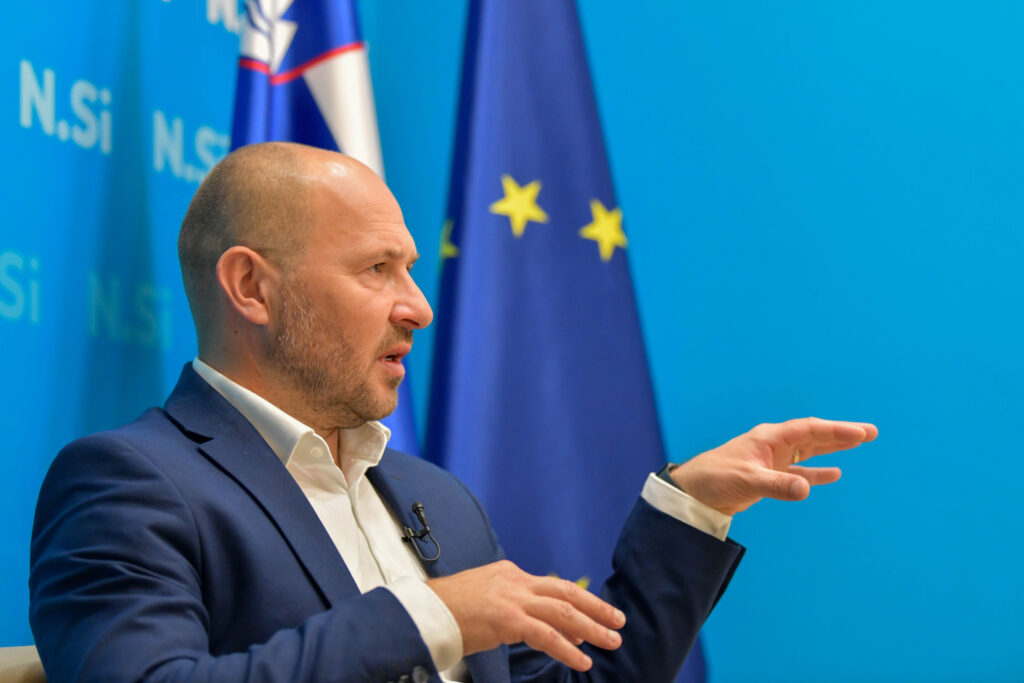 Jernej Vrtovec, minister za energetiko in infrastrukturo