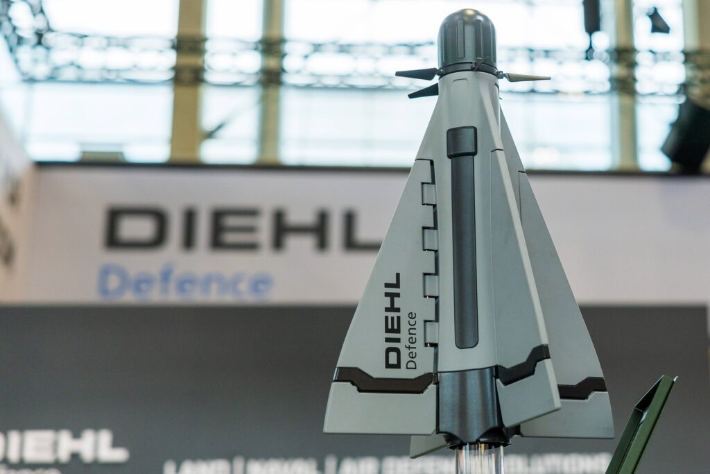 Elektronsko vodena raketa Škržat proizvajalca Diehl Defence