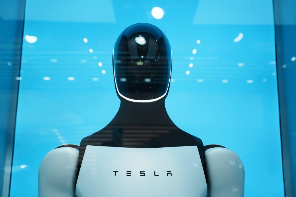 Humanoidni robot Tesla Optimus