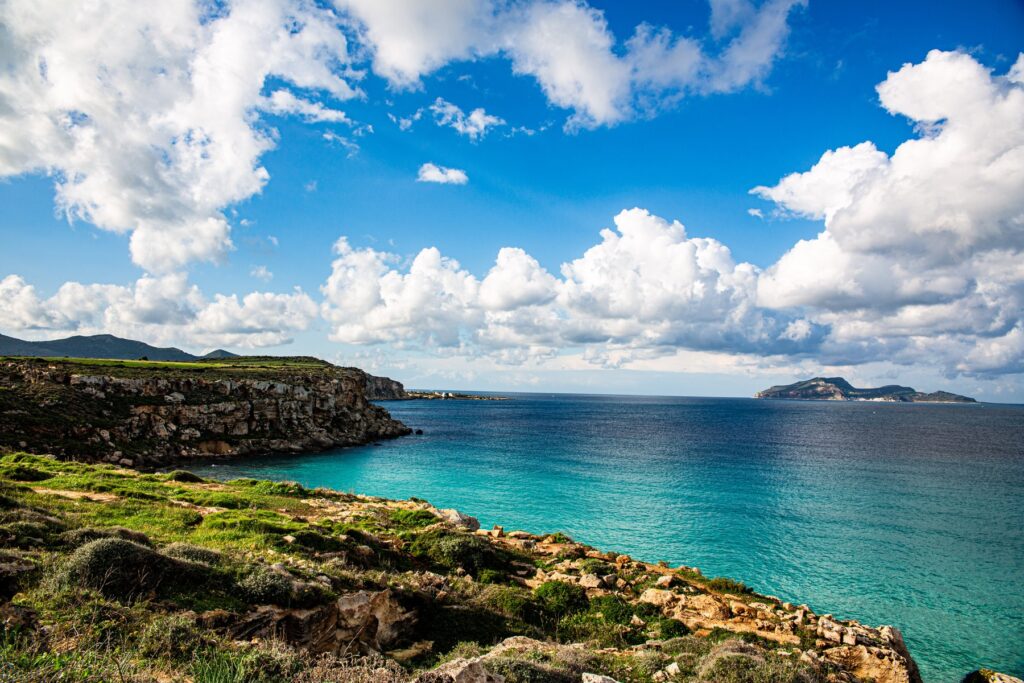 Otok Favignana, ki je v Odiseji predstavljal Itako