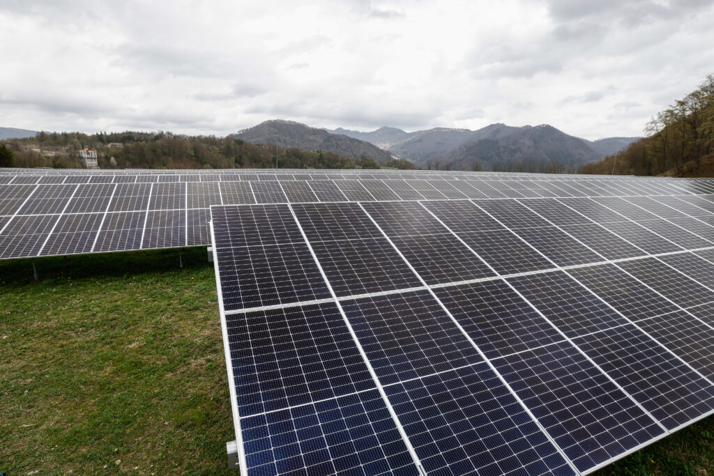 Prva enota sončne elektrarne na Prapretnem obratuje od leta 2022