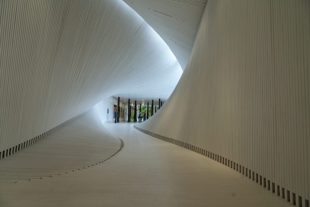 The Twist, most, Norve&scaron;ka, umetni&scaron;ka galerija, Kistefos